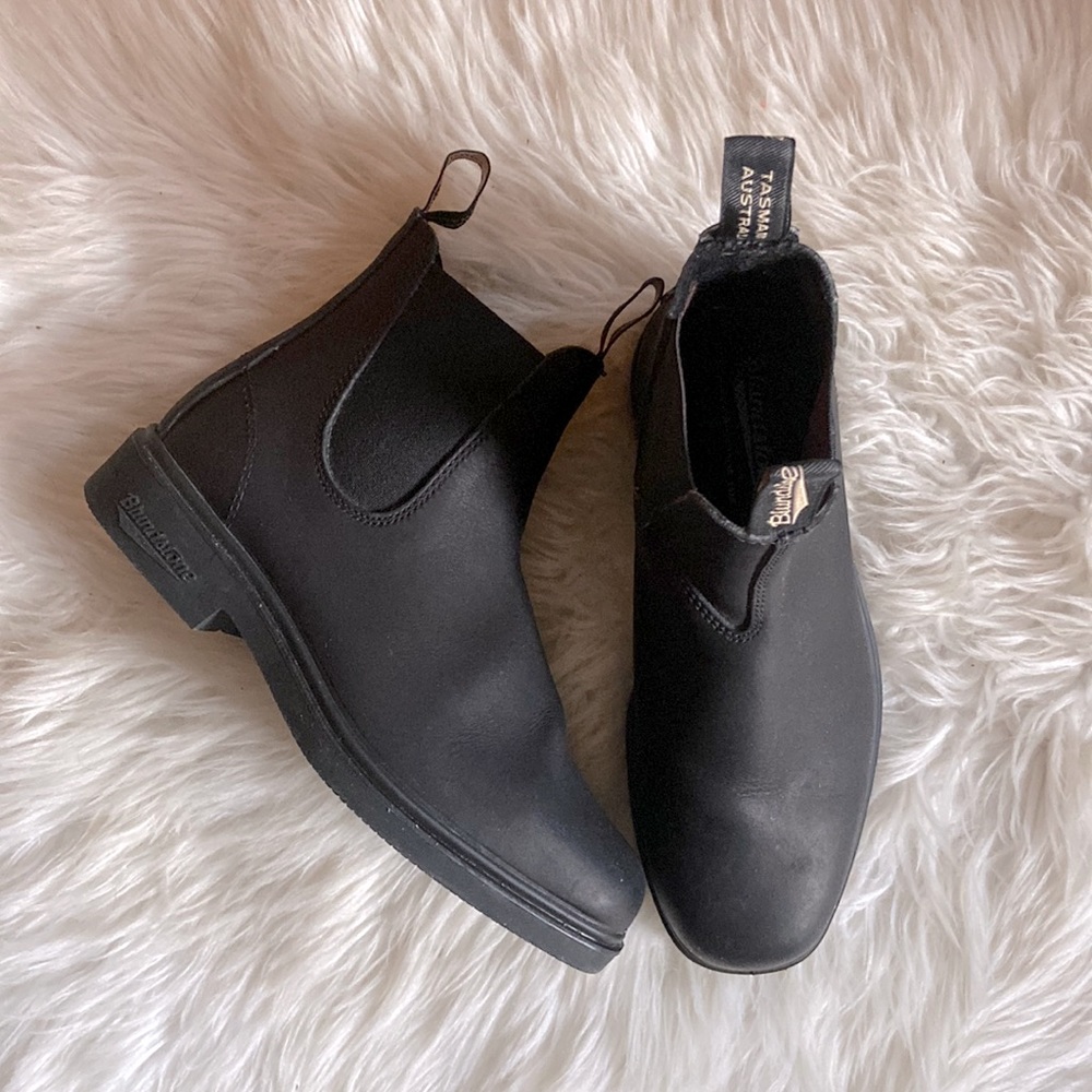 Blundstones Chelsea Dress boot. Women’s size 7 (US 10)